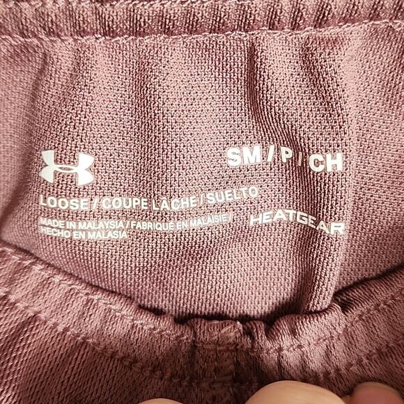 Under Armour Pink/Rose Active Shorts, Loose Fit, Size Small - Picture 5 of 6
